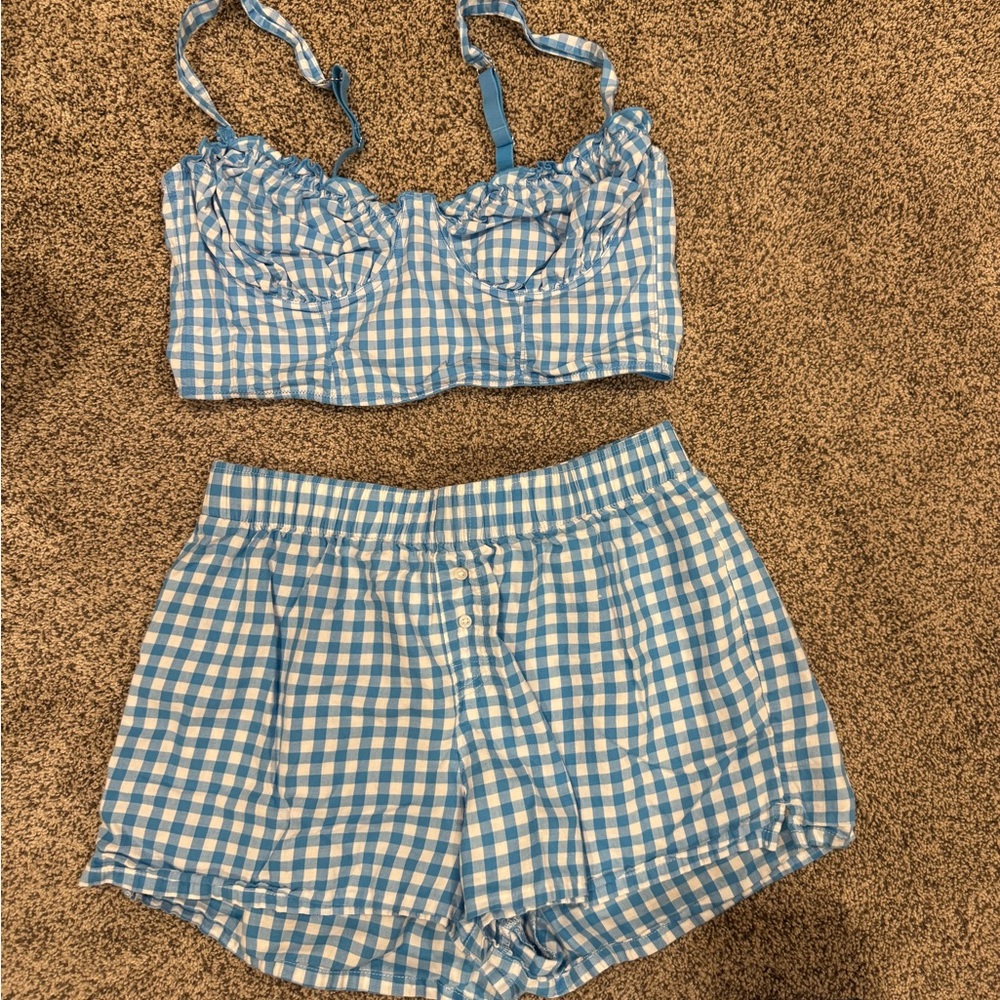 Colsie Blue and White Checkered Set